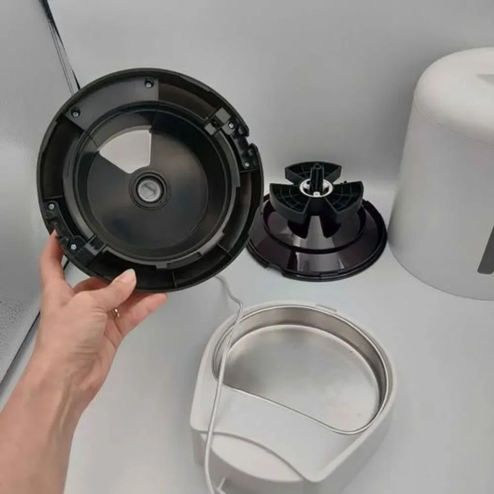 Petlibro Granary Smart automatic Feeder with Camera PLAF 203-V0002 WHITE color